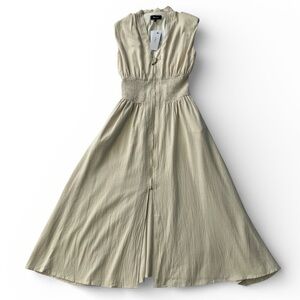 Aakaa Women’s Summer Cream Pleated Pocketed Sleeveless NWT - Small